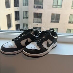 Nike Dunk Low Pandas